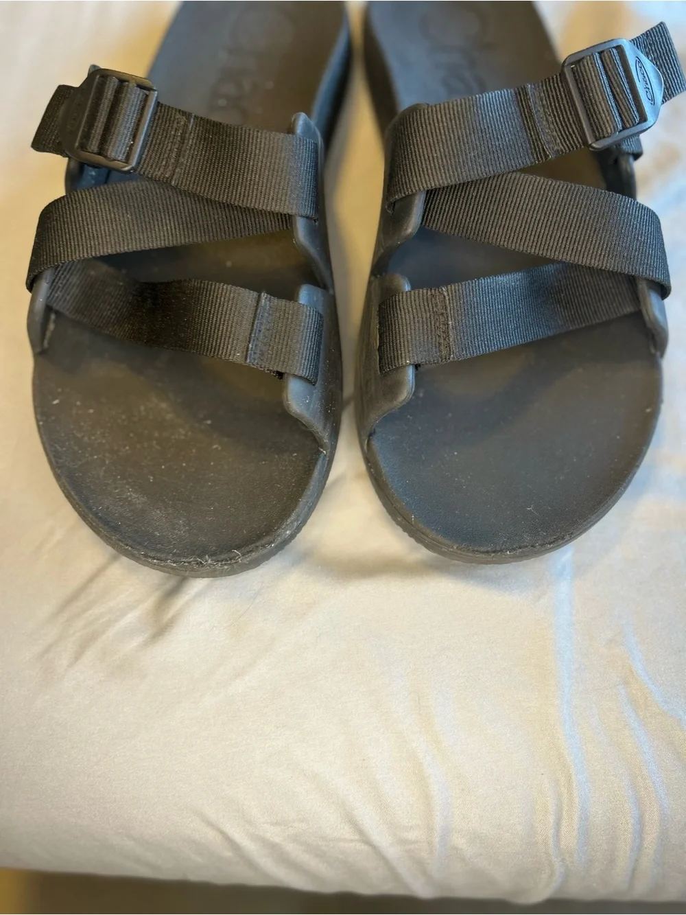 Chaco Men’s Black Strappy Slide Sandals Size M12 Adjustable Wear Near Toes